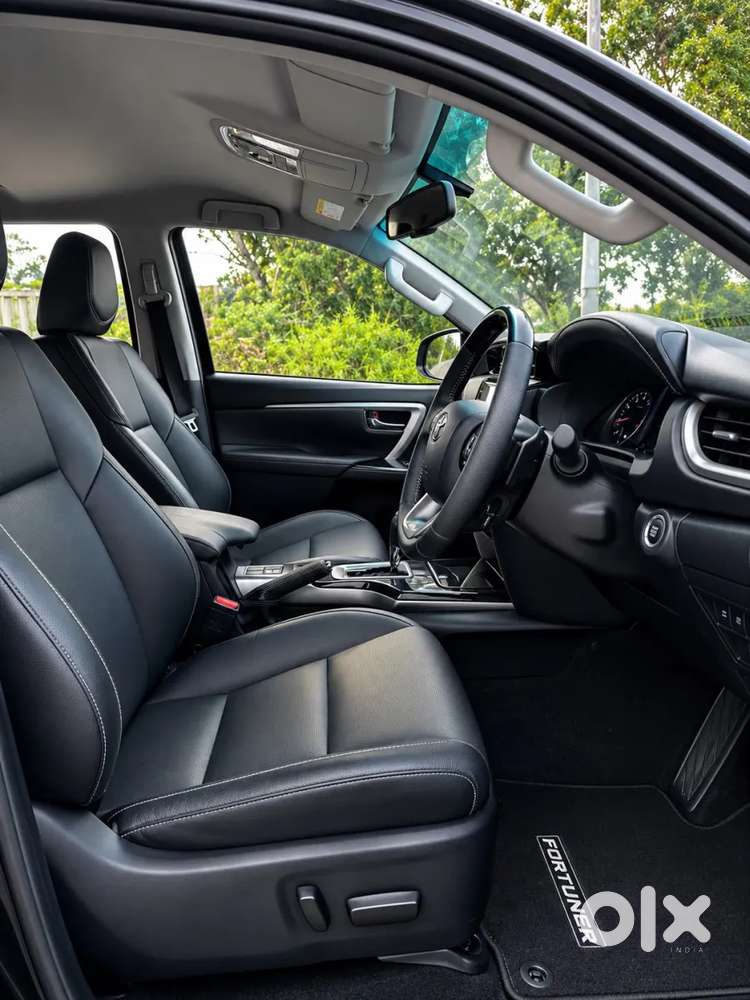 Toyota Fortuner [2021-ongoing] 2.7 2wd Petrol At, 2024, Petrol