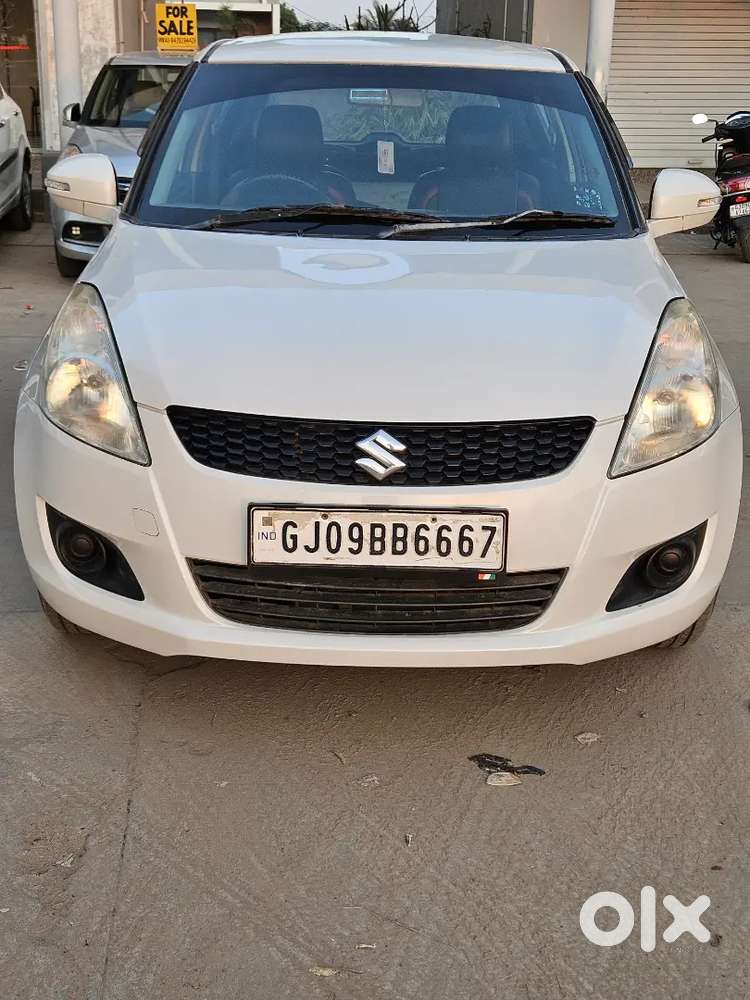 Maruti Suzuki Swift 2014 Cng & Well Maintained