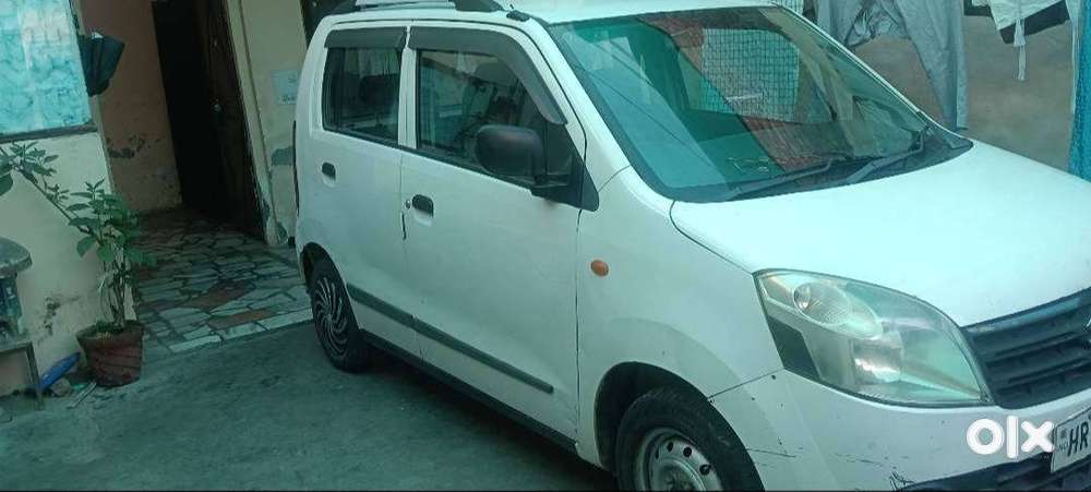 Wagonr Petrol Cng 12 Model
