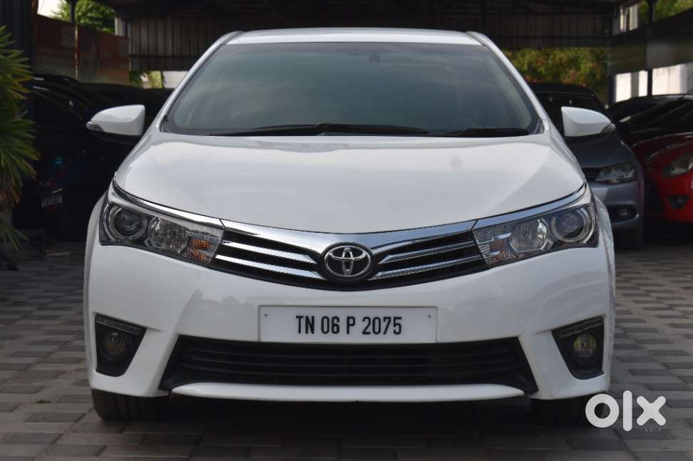 Toyota Corolla Altis 2013-2017 D-4d G, 2015, Diesel