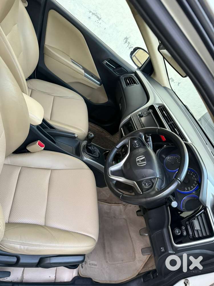 Honda City 2017 Sunroof