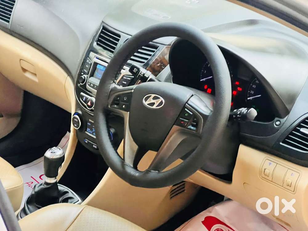 Hyundai Verna 1.6 Sx (o) Vtvt, 2016, Petrol
