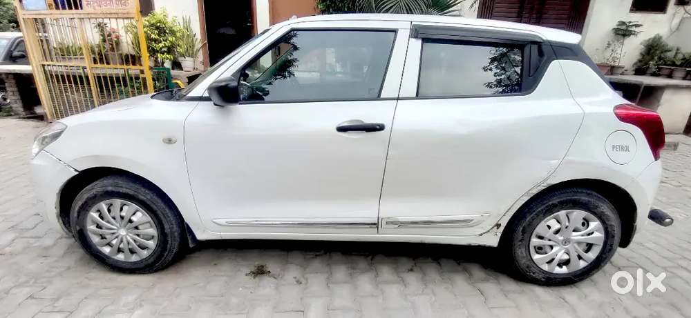 Maruti Suzuki Swift 2018 Petrol 67000 Km Driven