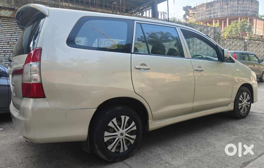 Toyota Innova 2.5 G (diesel) 8 Seater, 2014, Diesel