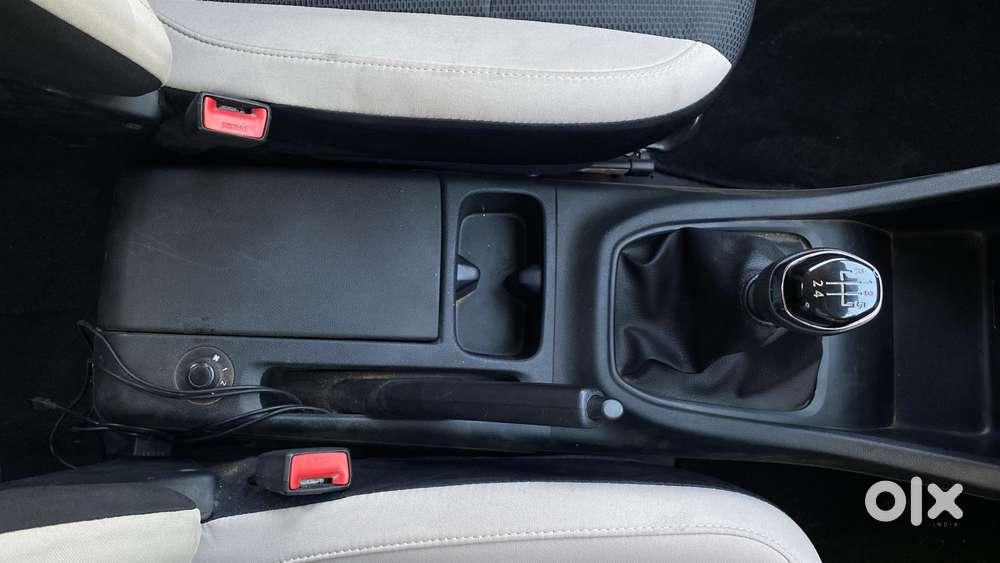 Renault Triber Rxt, 2022, Petrol