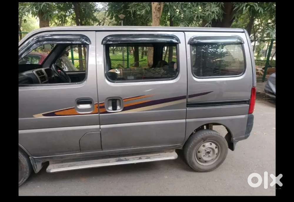 Maruti Suzuki Eeco 2022 Petrol 90000 Km Driven