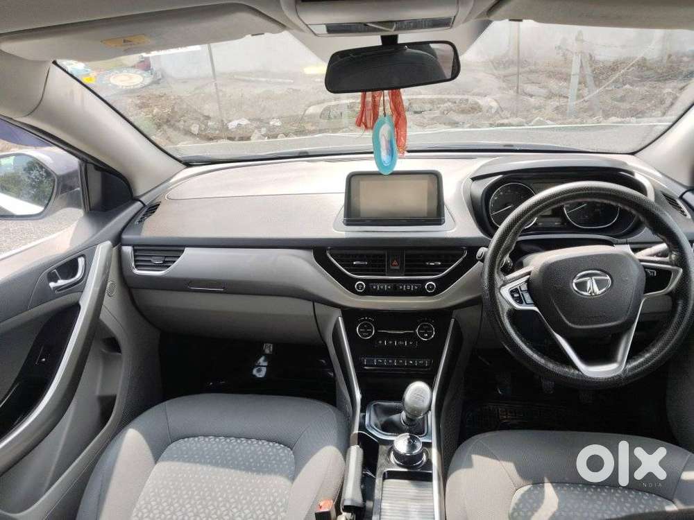 Tata Nexon 1.5 Revotorq Xm (s), 2018, Diesel