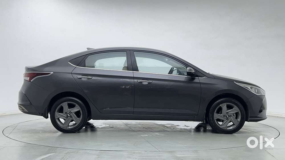 Hyundai Verna 1.5 Sx Ivt, 2021, Petrol