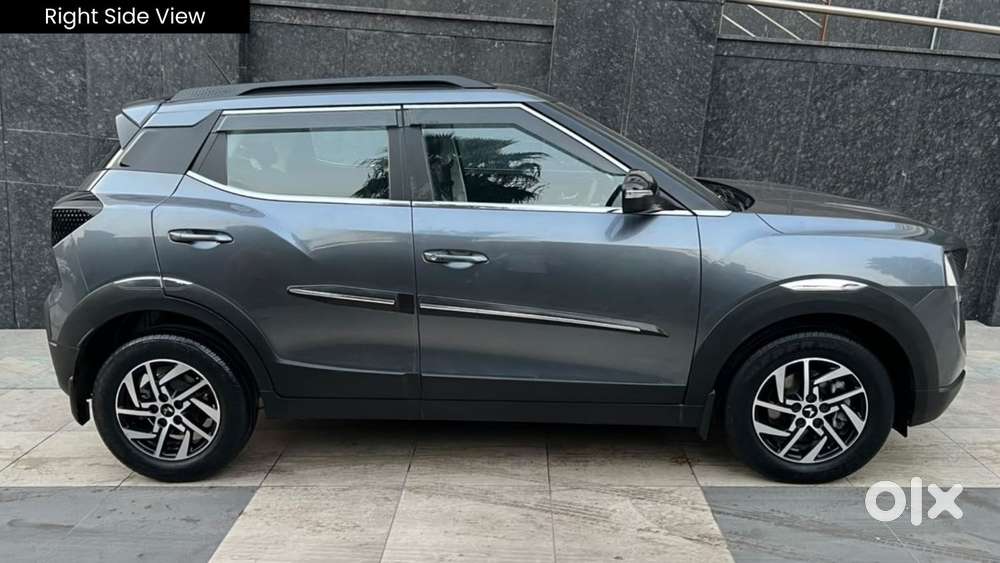 Mahindra Xuv 3xo Ax5 Pm Mt, 2024, Petrol