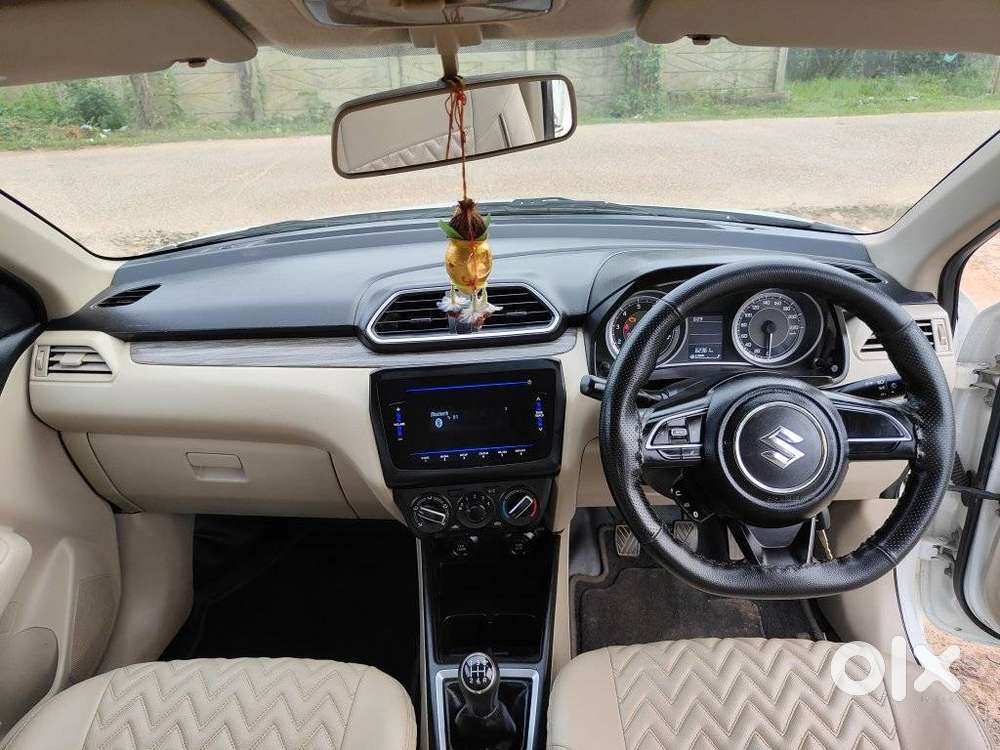 Maruti Suzuki Dzire 1.2 Vxi, 2022, Petrol