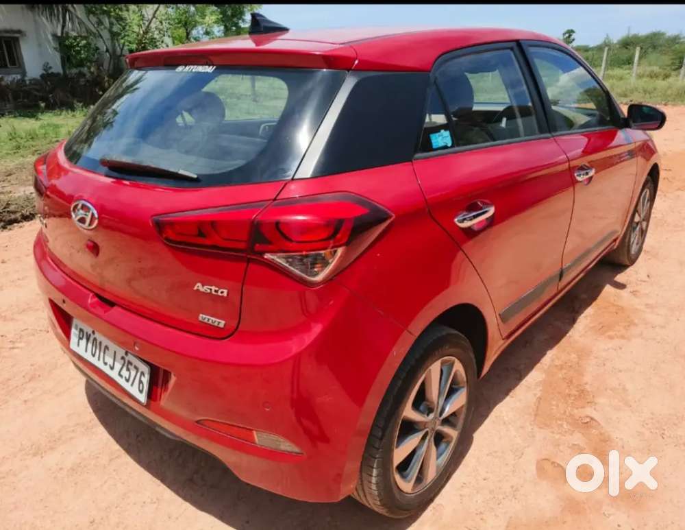 Hyundai I20 Asta 2015 Company Service