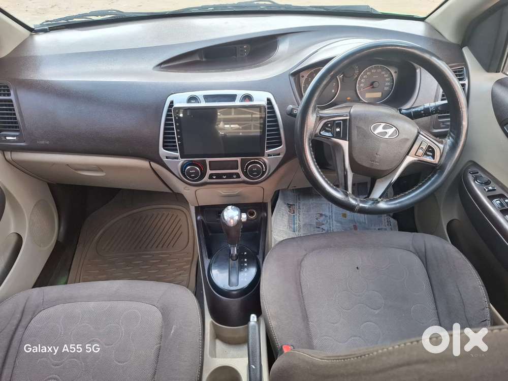 Hyundai I20 2009-2011 1.4 Asta (at), 2010, Petrol