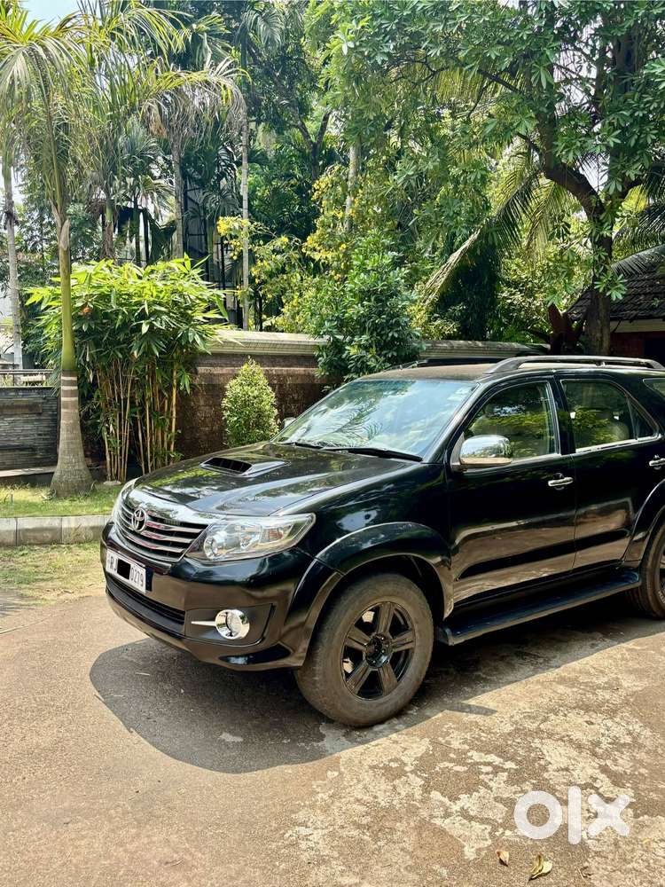 Toyota Fortuner [2009-2012] 3.0 4x4 Mt, 2010, Diesel