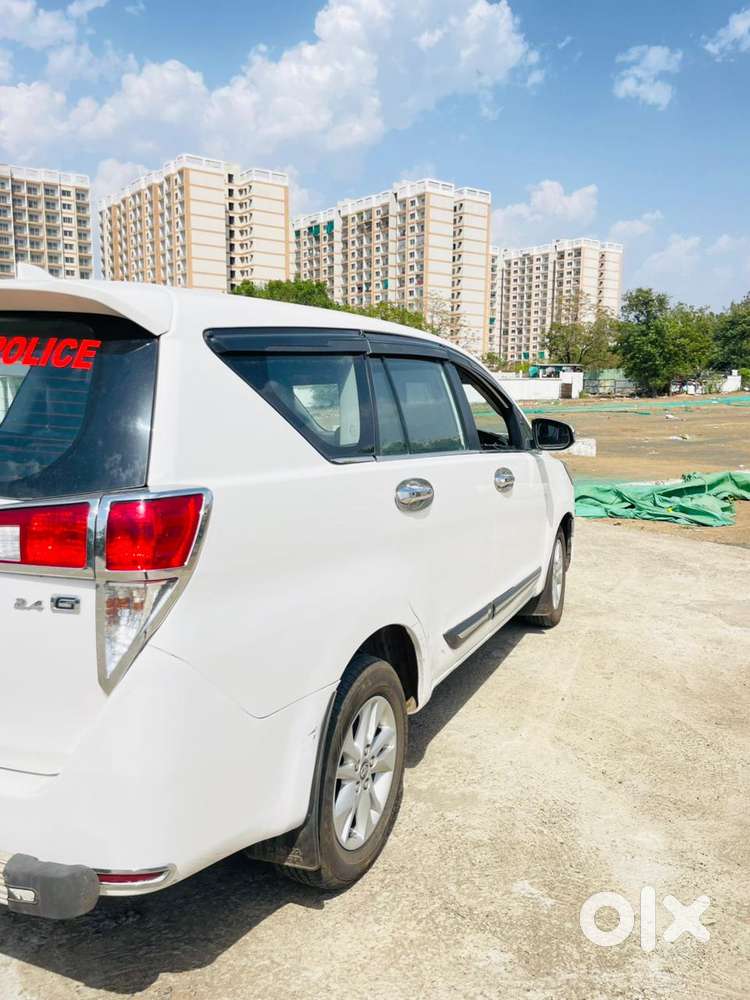 Toyota Innova Crysta 2.4 Gx Mt 8s, 2017, Diesel