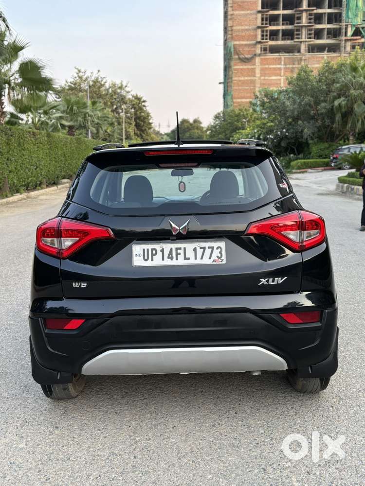 Mahindra Xuv300 W8, 2023, Petrol