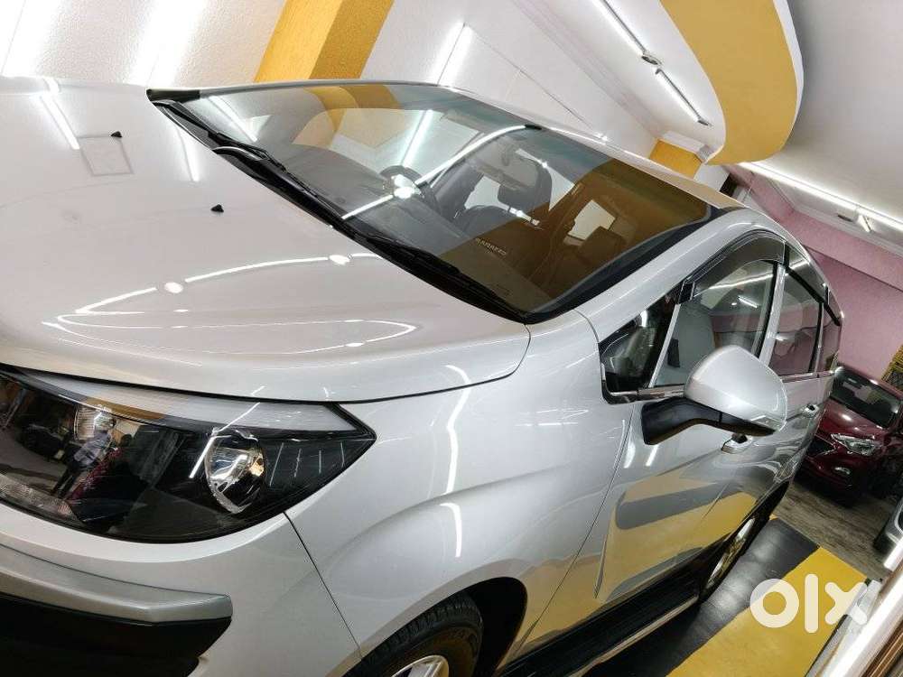 Mahindra Marazzo M4 8str, 2018, Diesel