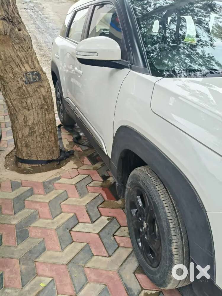 Breeza Smart Hybrid Well Maintained