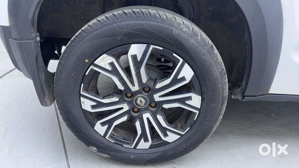 Renault Kiger Rxz, 2022, Petrol