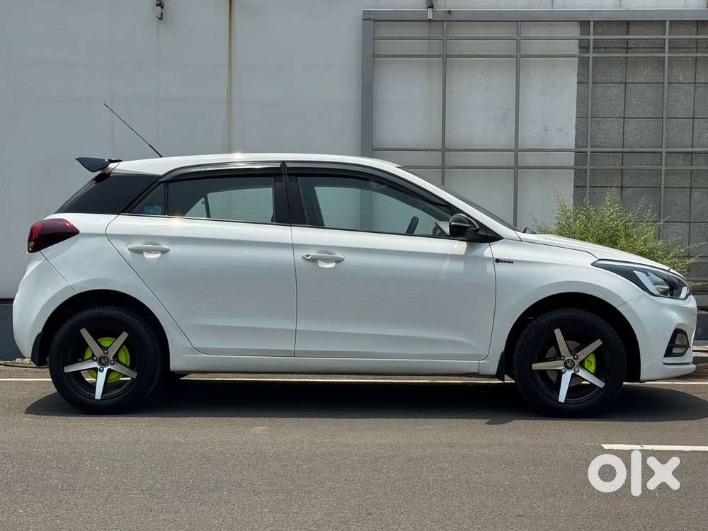 Hyundai I20 Sportz 1.2 Bs-iv, 2018, Petrol