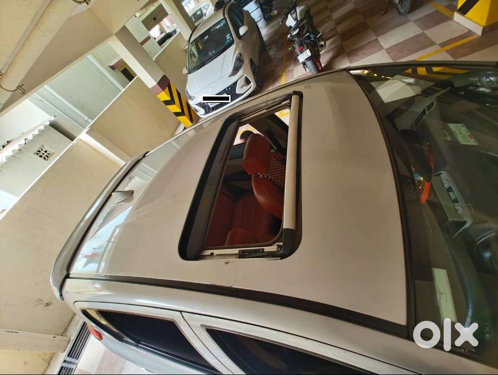 Well Maintained, 6 Airbags, Sunroof