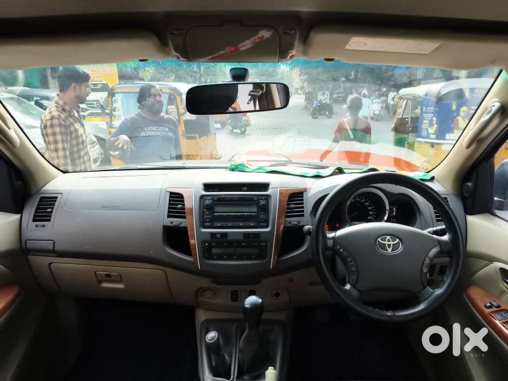 Toyota Fortuner 3.0 4x4 Manual, 2011, Diesel
