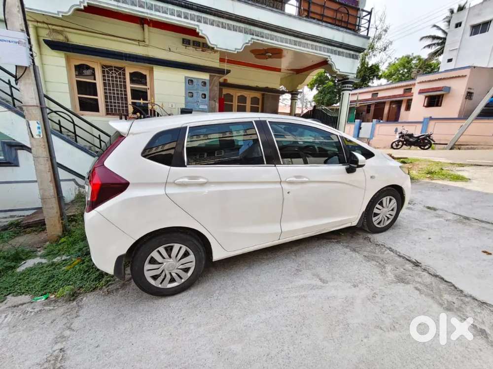 Honda Jazz 2015 Diesel 170640 Km Driven