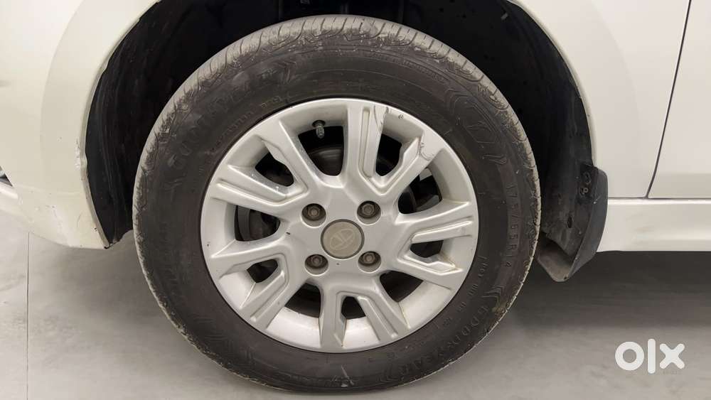 Tata Tiago Xz, 2016, Petrol