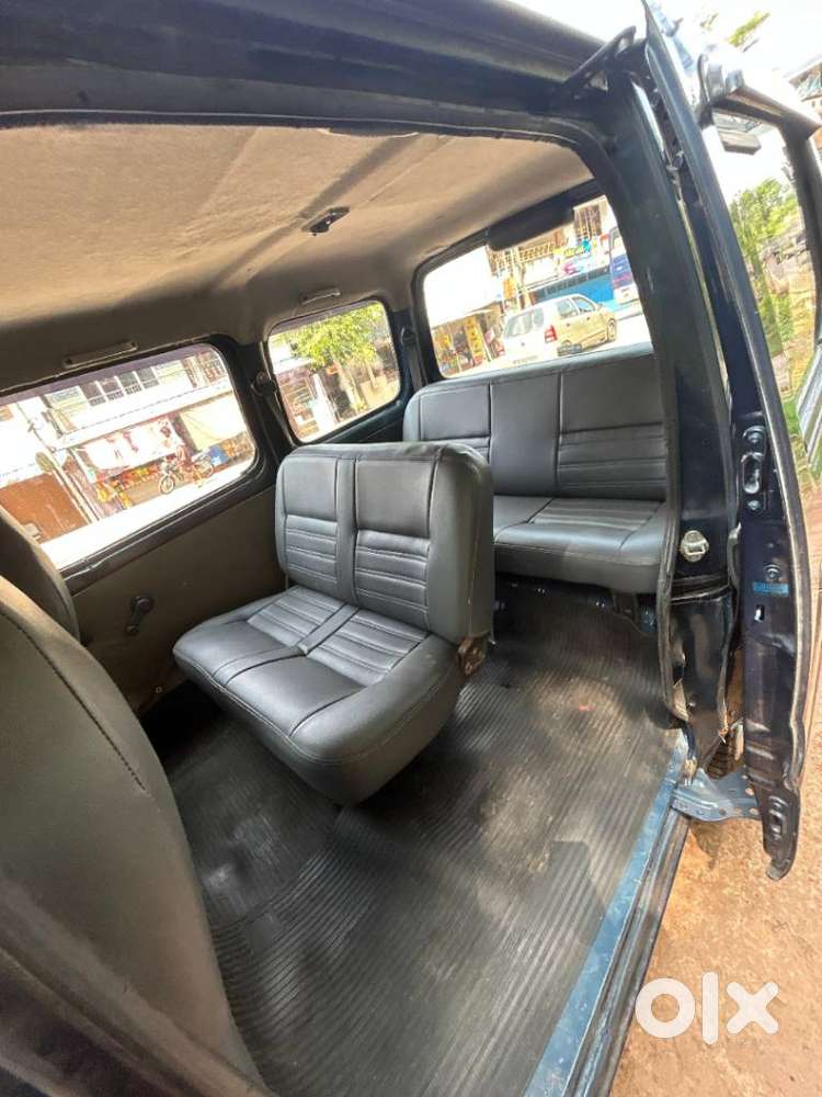 Maruti Suzuki Eeco 7 Seater Standard, 2011, Petrol