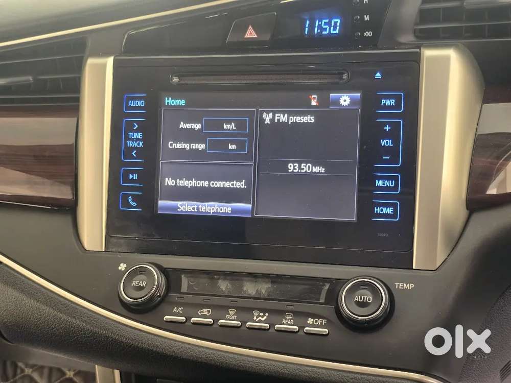 Toyota Innova Crysta 2017 Diesel 86000 Km Driven