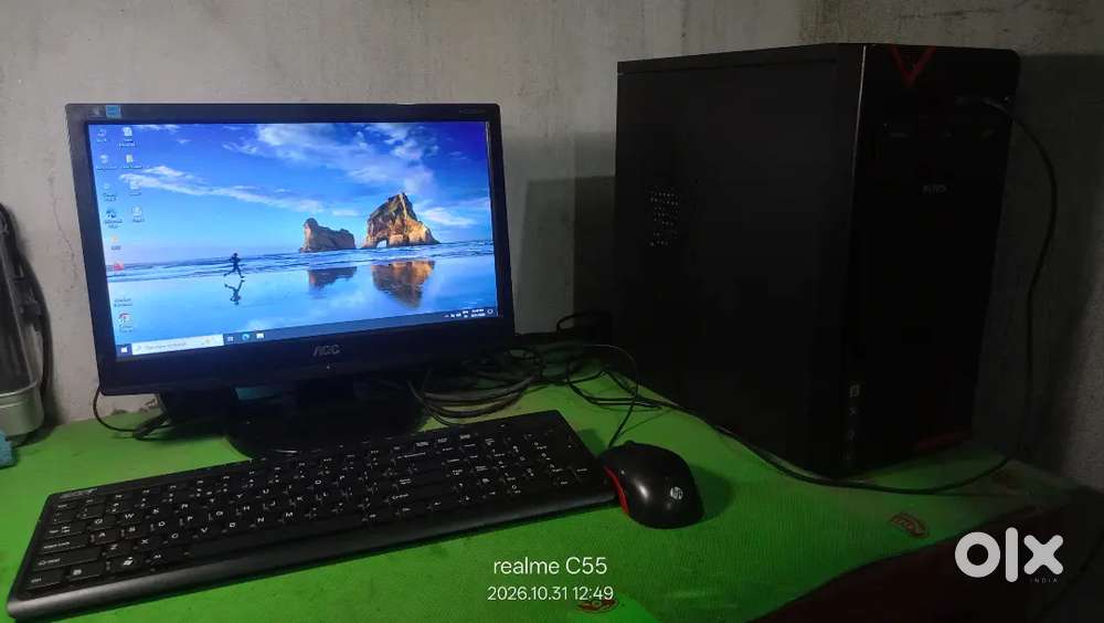 Computer 4 GB Ram / 500 GB HDD