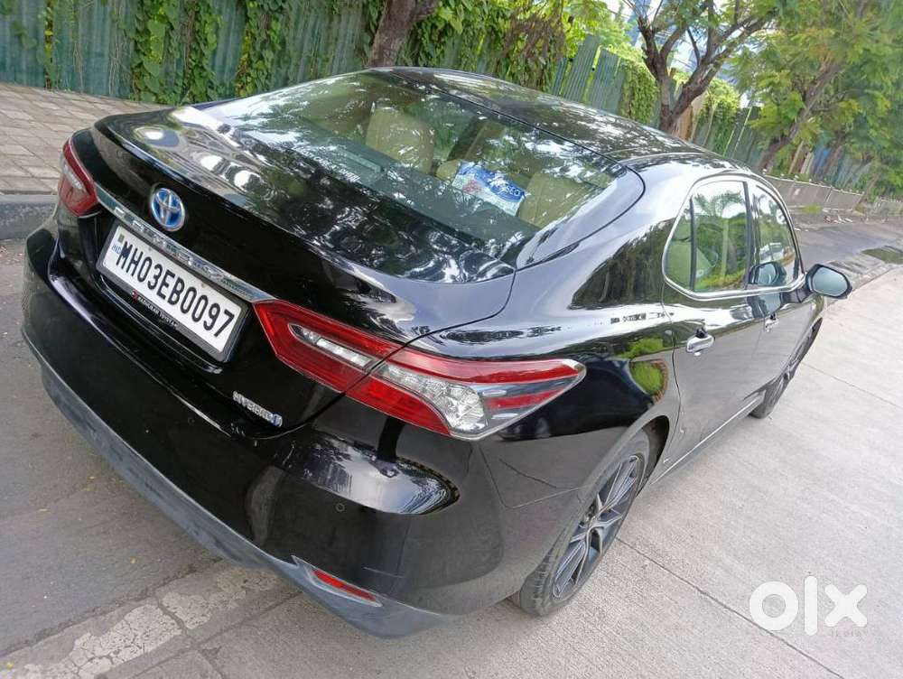 Toyota Camry Hybrid, 2022, Cng & Hybrids