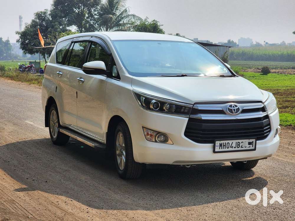 Toyota Innova Crysta 2.4 V, 2017, Diesel