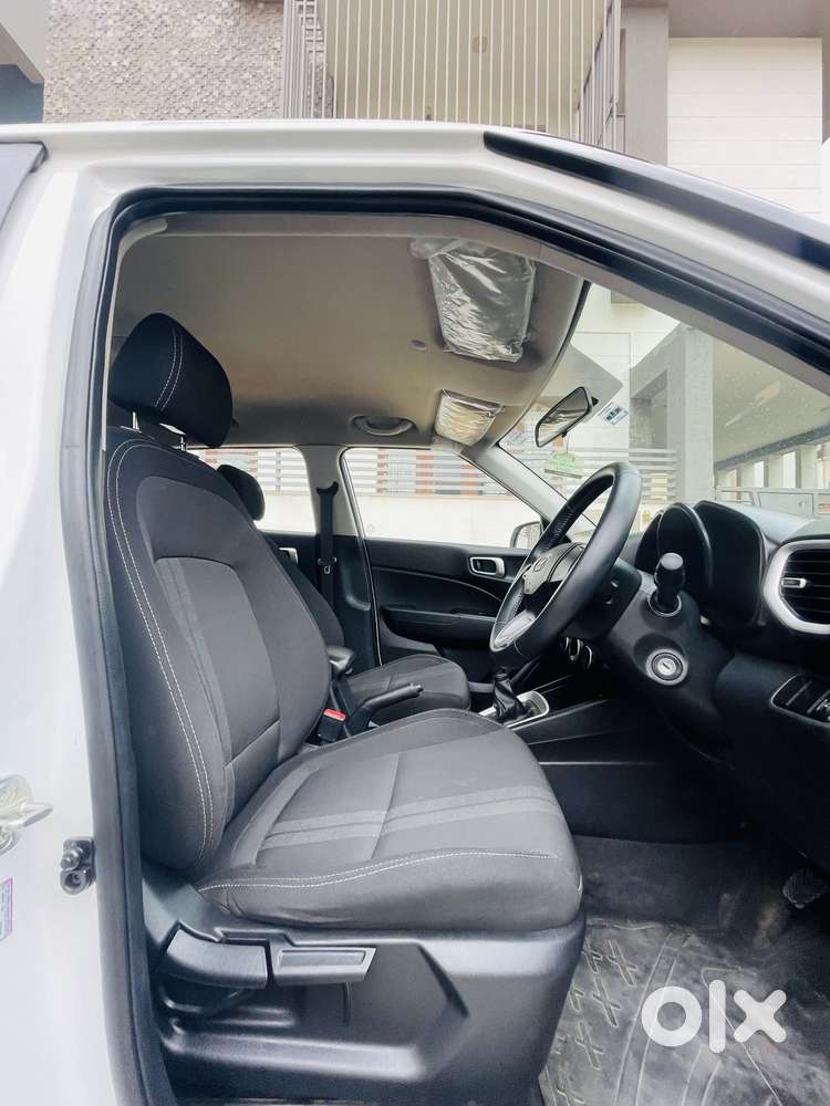 Hyundai Venue S 1.2 Petrol, 2020, Petrol