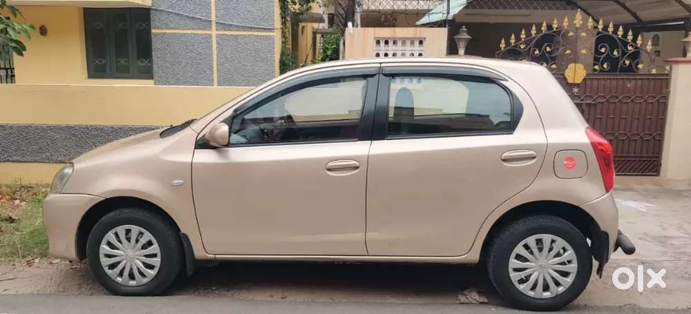 Toyota Etios Liva 2011 Petrol 830000 Km Driven