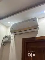LLOYD Air Conditioner