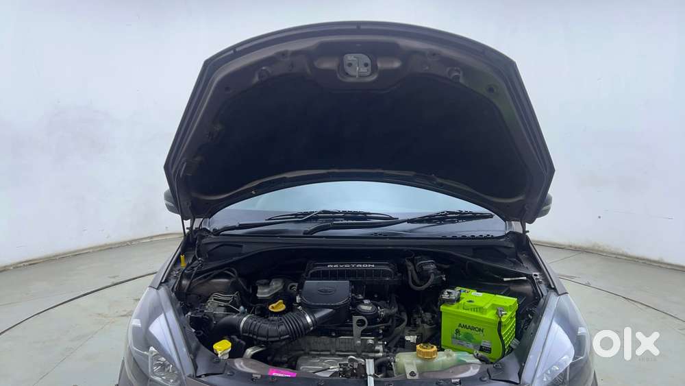 Tata Tiago Xza, 2018, Petrol