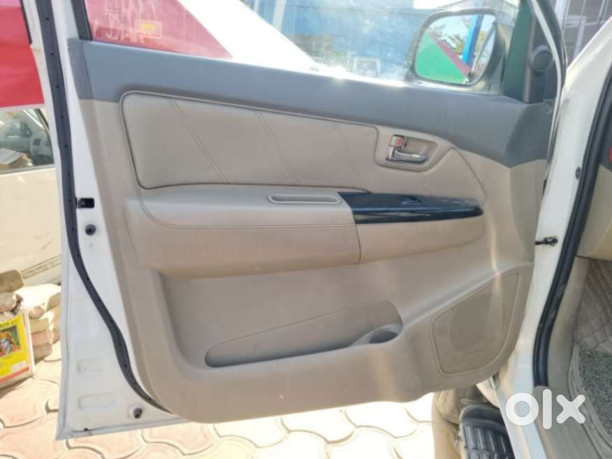 Toyota Fortuner 3.0 4x2 Automatic, 2013, Diesel