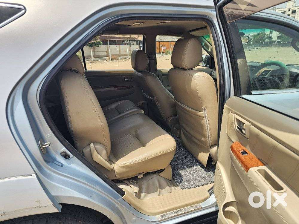 Toyota Fortuner 3.0 4x4 Manual, 2010, Diesel