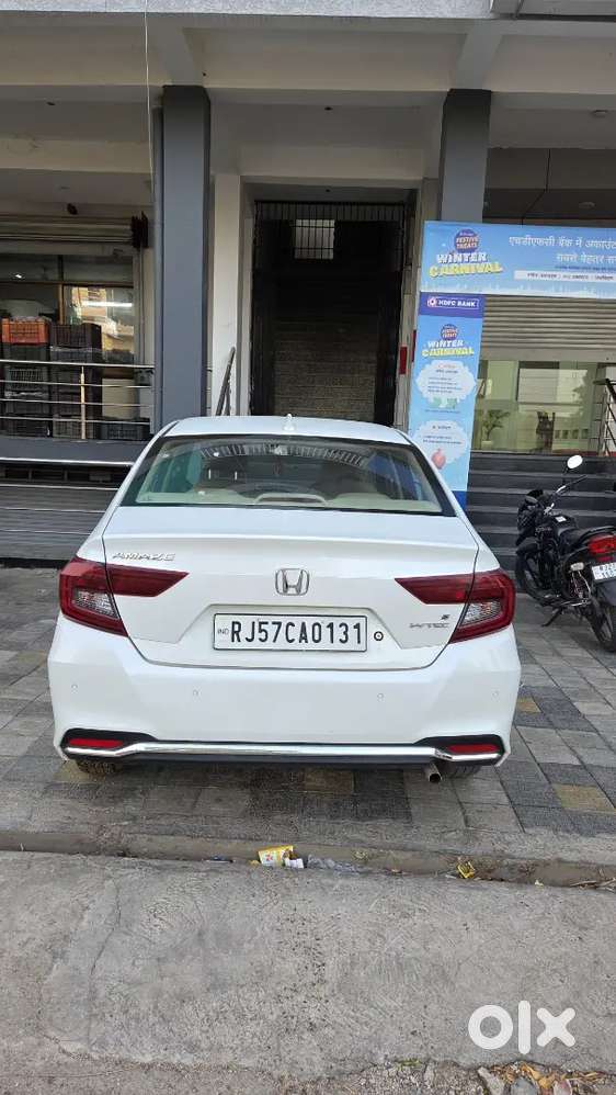 Honda Amaze Single Hand