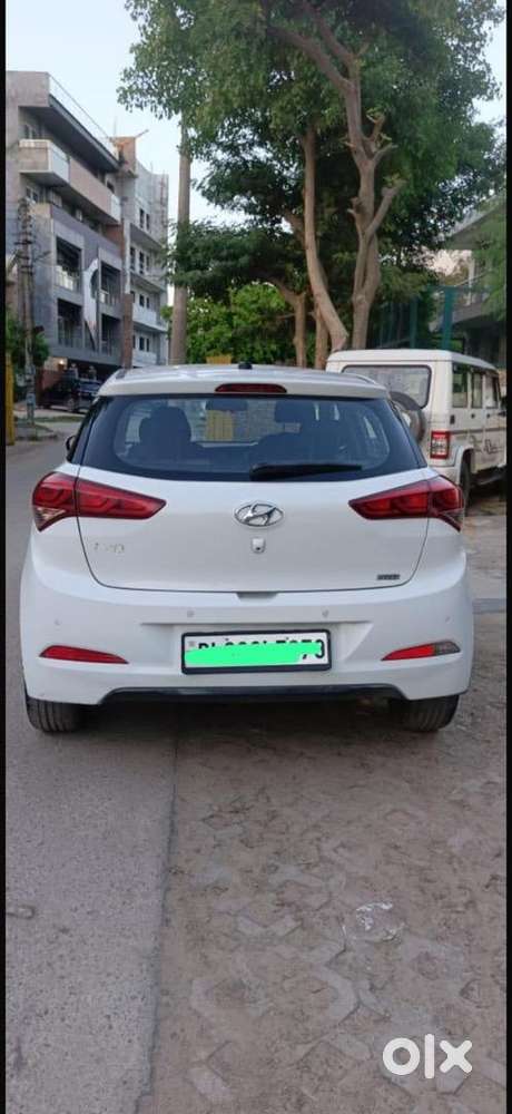 Hyundai I20 2017 Petrol 65000 Km Driven