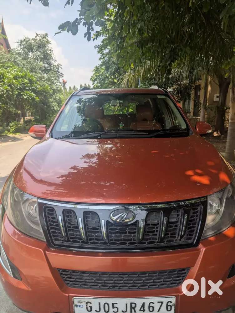 Mahindra Xuv500 2016 Diesel, Push Start,and Sunroof