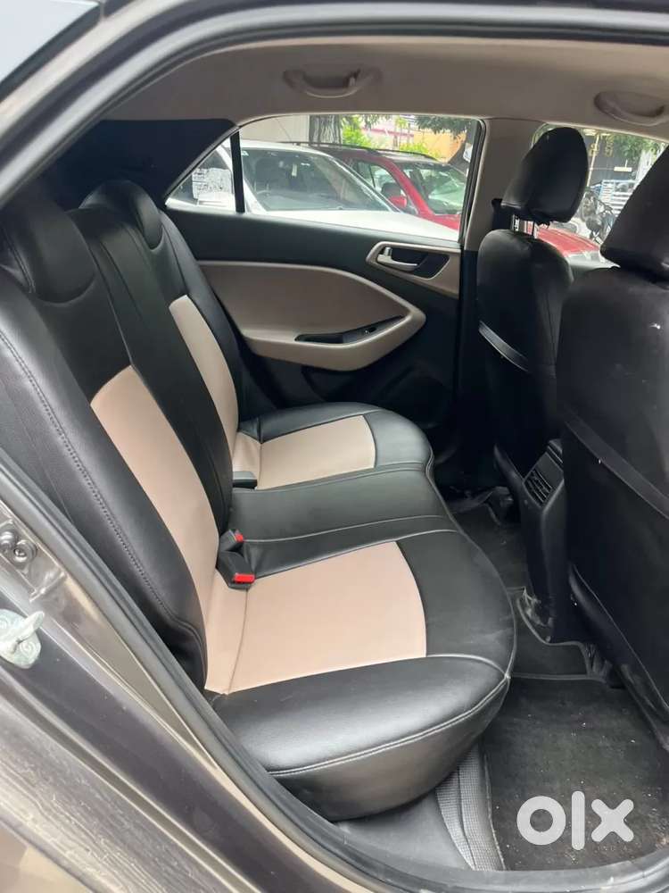 Hyundai I20 Sportz 1.2 Ivt, 2020, Petrol
