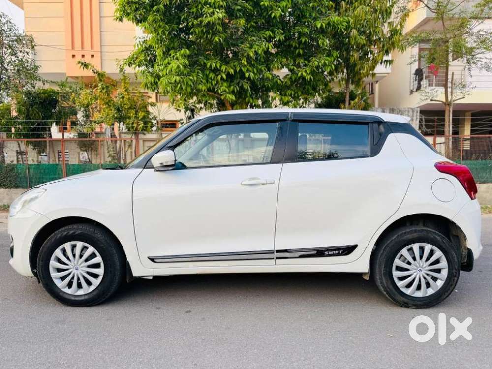 Maruti Suzuki Swift, 2023, Petrol