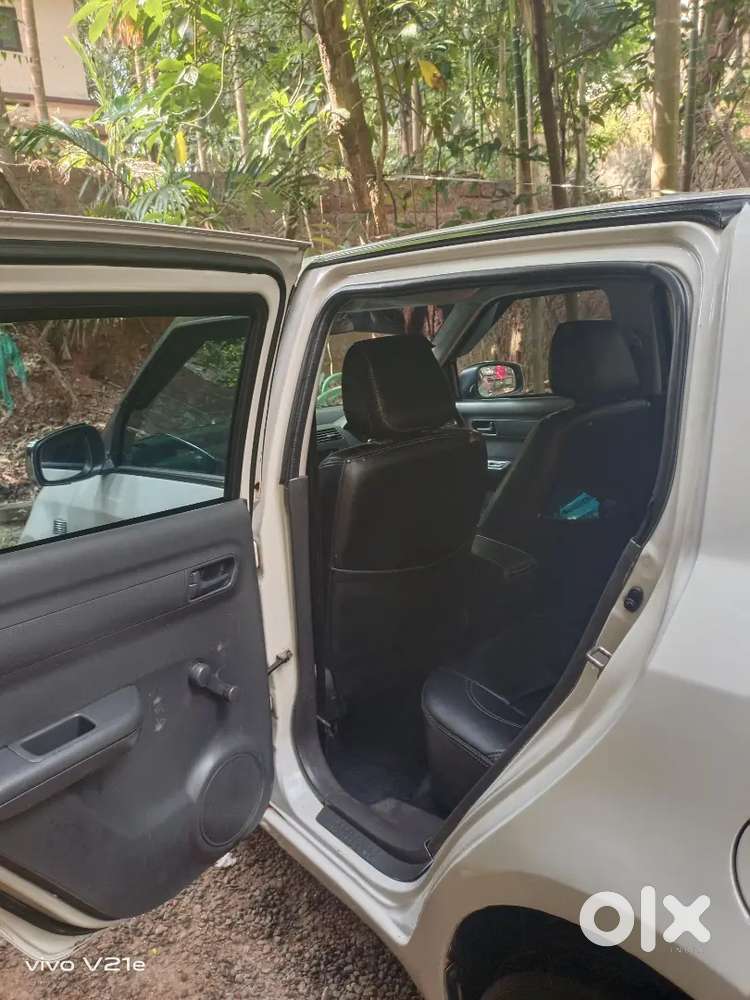 Maruti Suzuki Swift 2010