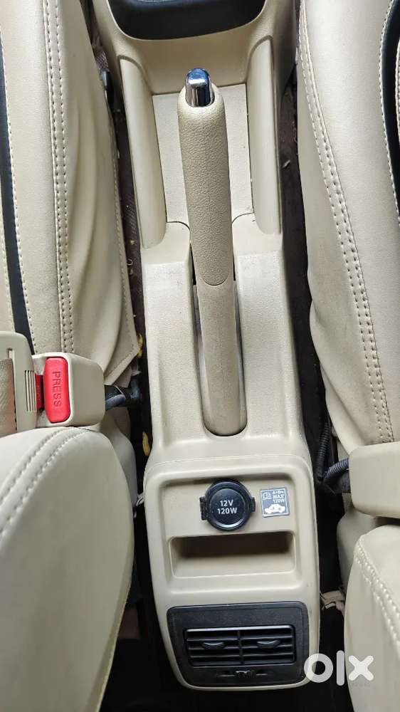 Maruti Suzuki Dzire 1.2 Vxi 2021