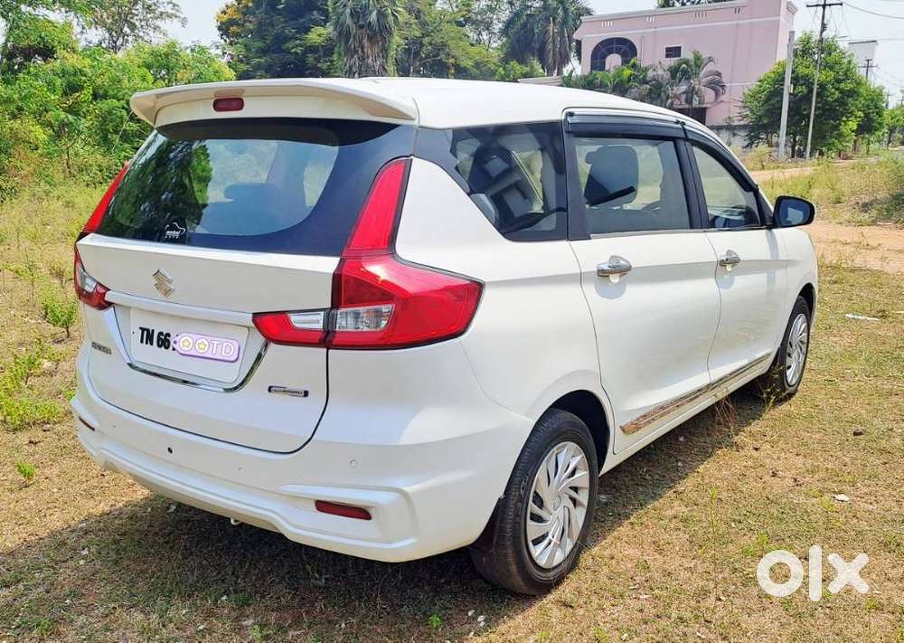 Maruti Suzuki Ertiga 2022-2023 Vxi Cng, 2022, Petrol