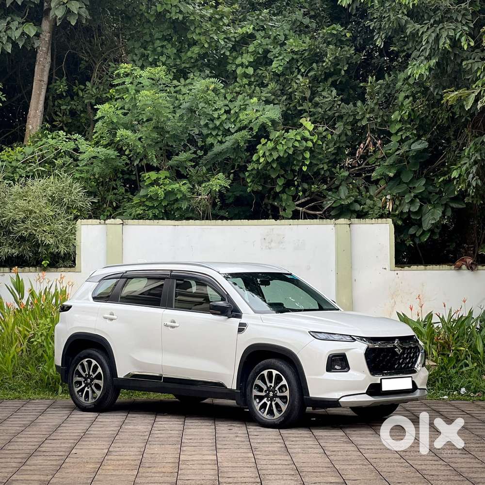 Maruti Suzuki Grand Vitara 1.5 Delta Smart Hybrid At, 2023, Petrol
