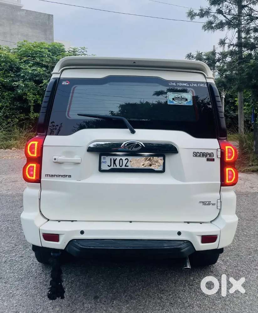 Mahindra Scorpio S7 Converted S11 2018 Ending