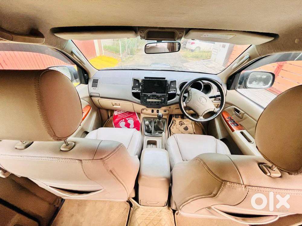 Toyota Fortuner, 2010, Diesel