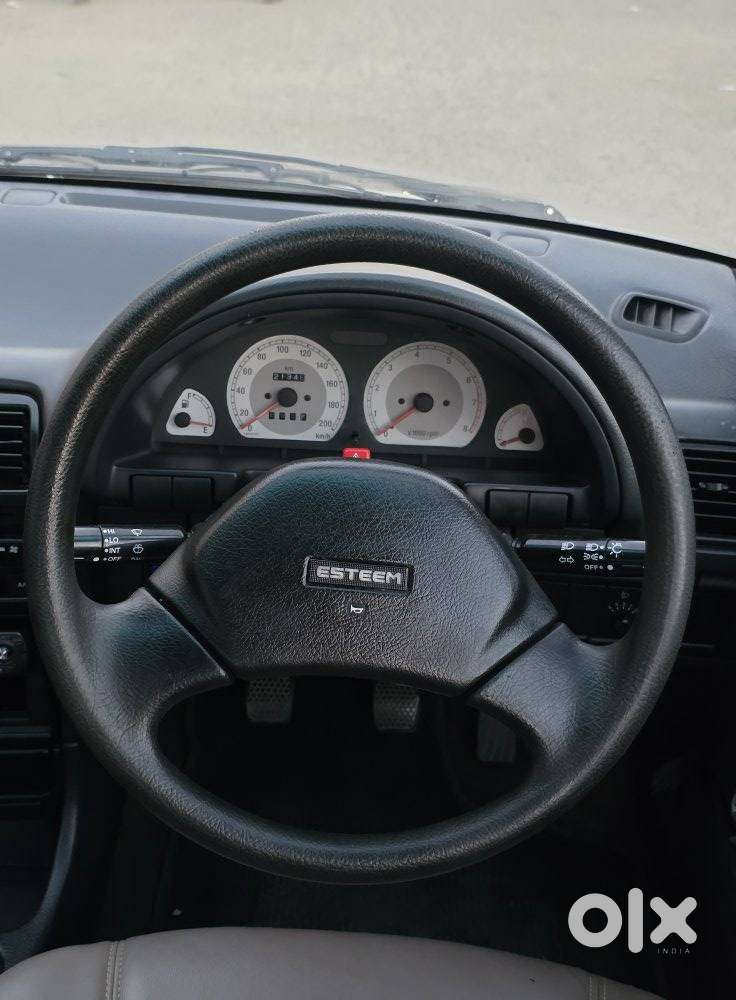 Maruti Suzuki Esteem Lxi - Bsiii, 2005, Petrol